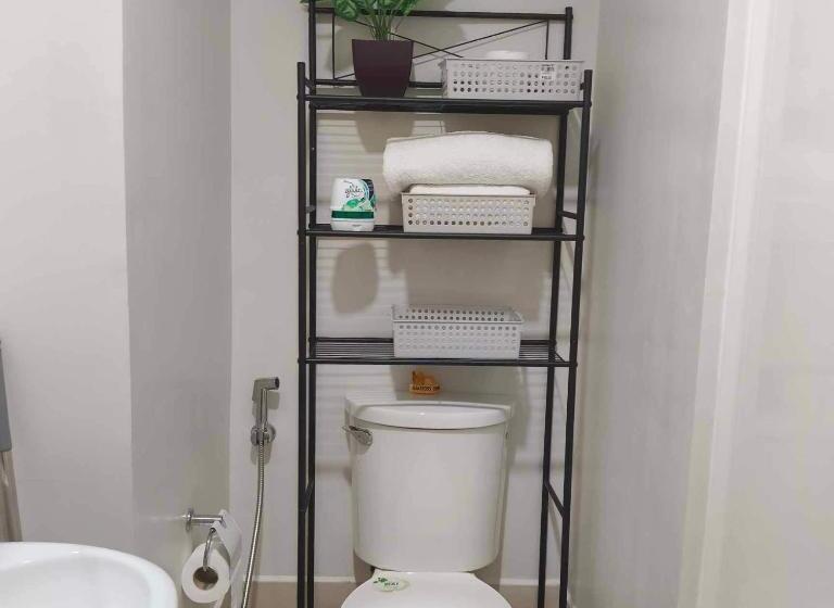 标准工作室带阳台, Loop Spacious Studio Unit