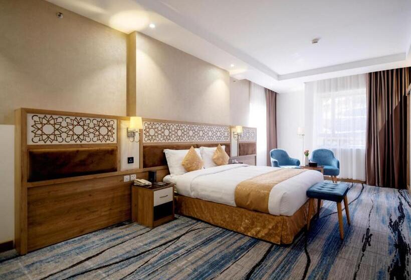Номер Deluxe Кровать Кинг, Time Ruba Hotel & Suites