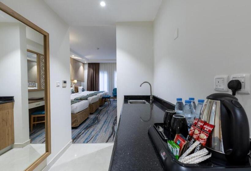 Четырехместный Номер Deluxe, Time Ruba Hotel & Suites