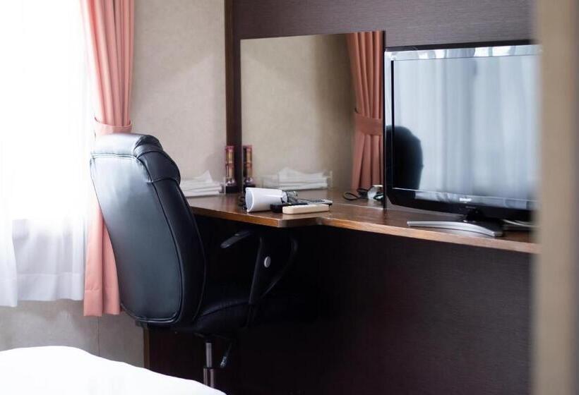 Номер Стандарт, Yamato Saidaiji Hotel Sindai