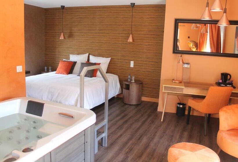 Номер Стандарт с Гидромассажем, L Hostellerie D Acquigny
