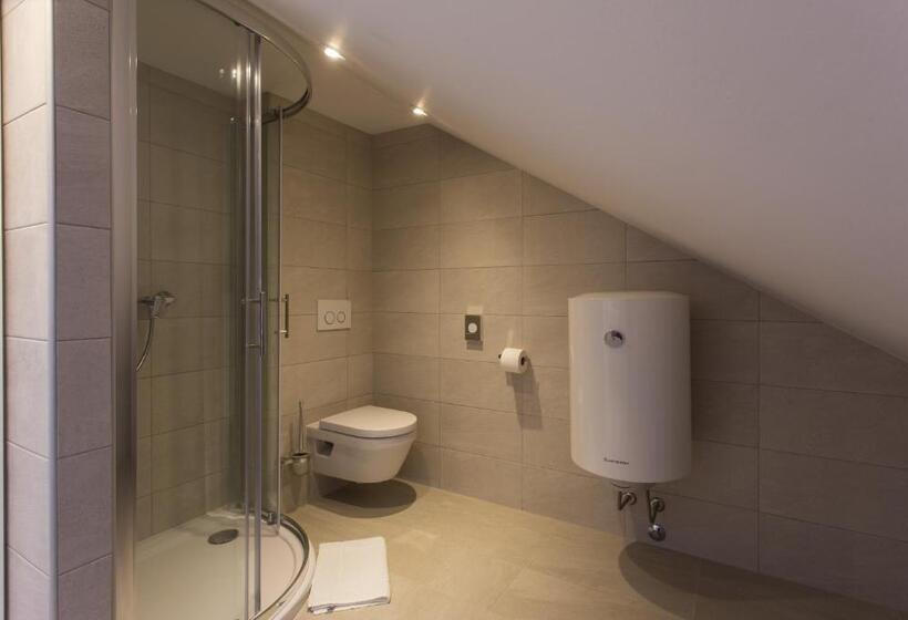 Пентхаус, Klarisa Palace Rooms