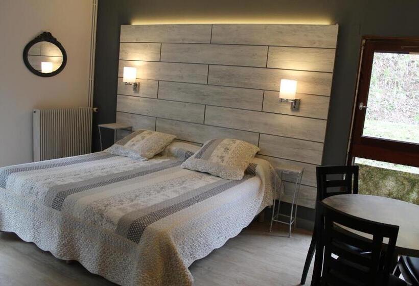 Номер Стандарт, Hôtel Restaurant Aux Genêts D Or