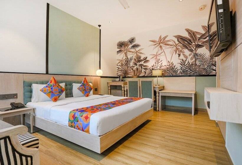 Deluxe Room, Fabhotel Heaven In