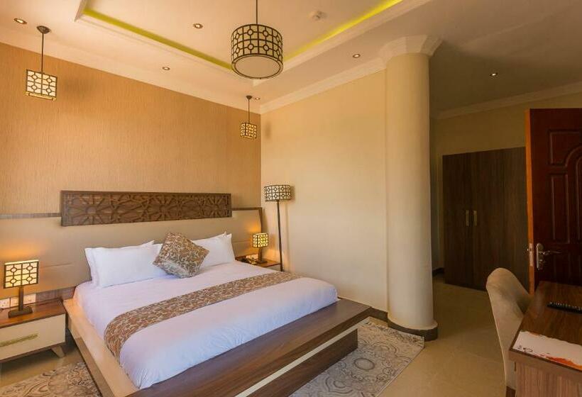 带城市景观的套间, Golden Tulip Zanzibar Resort