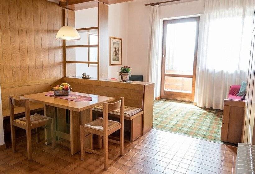 استودیوی استاندارد, Residence Des Alpes