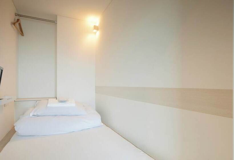 共用房间的床, Drop Inn Tottori