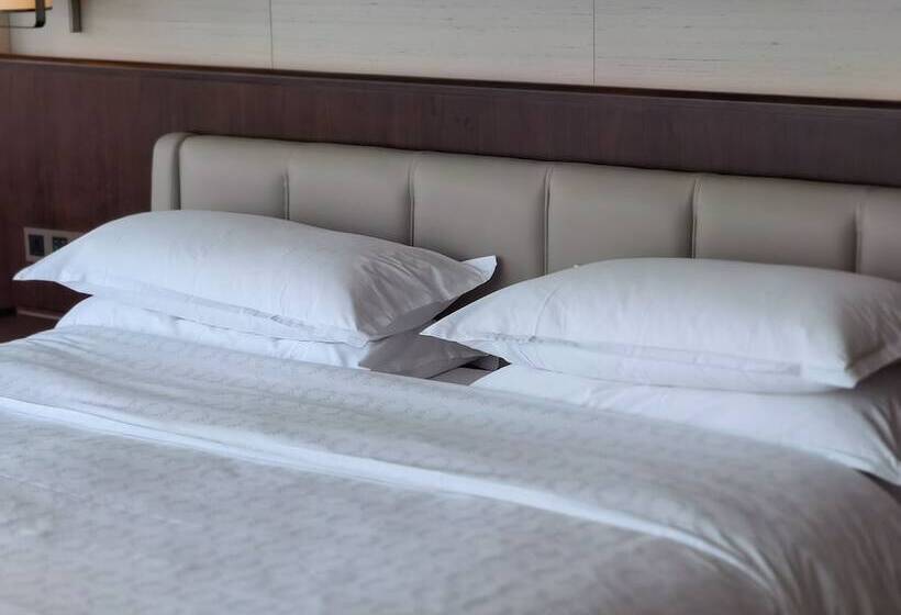 Люкс Клуб, Sheraton Grand Hangzhou Binjiang