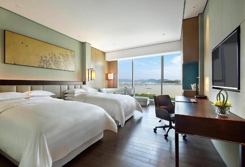 Номер Клуб, Sheraton Grand Hangzhou Binjiang