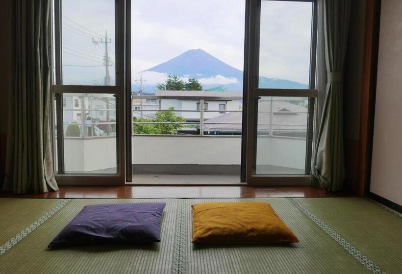Номер Deluxe с Видом, K S House Fuji View   Travelers Hostel
