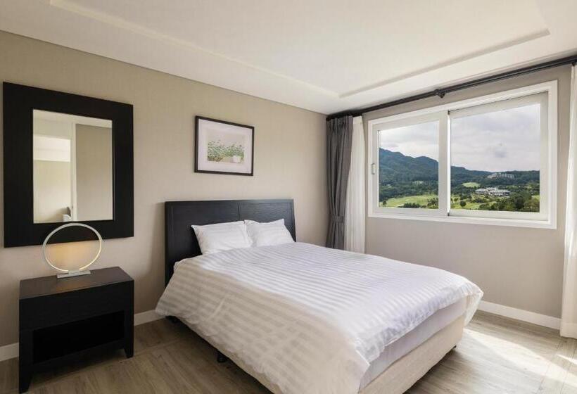 Номер Стандарт Двуспальная Кровать, Oak Valley Resort