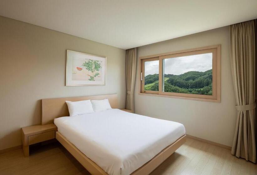 Номер Стандарт Двуспальная Кровать, Oak Valley Resort