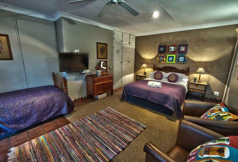 חדר משפחתי, Dias Guest House