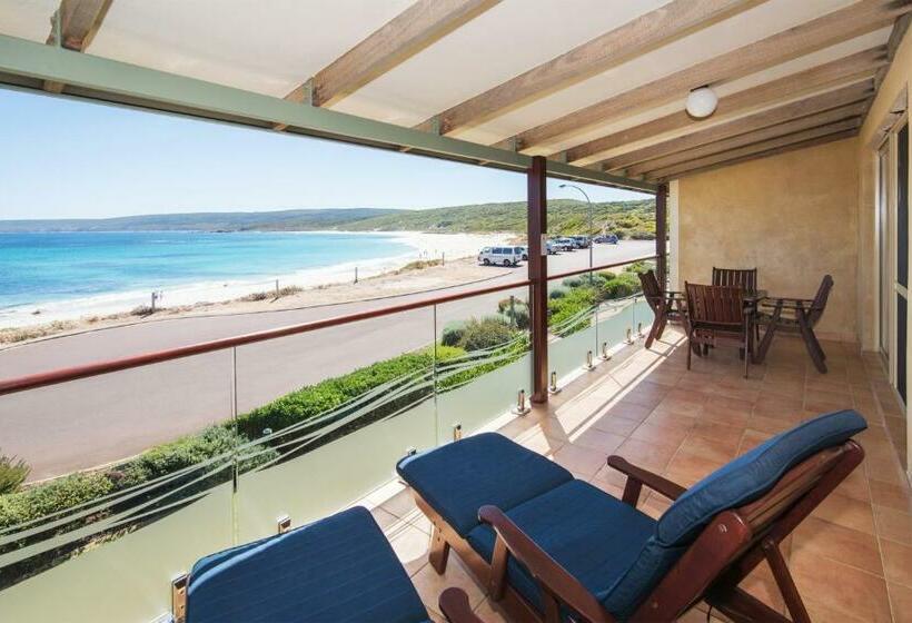 Апартаменты 2 Спальни Вид на Море, Canal Rocks Beachfront Apartments