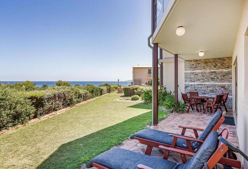 Апартаменты 2 Спальни, Canal Rocks Beachfront Apartments