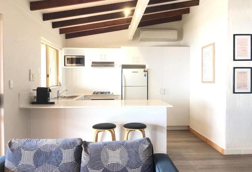 Апартаменты 1 Спальня с Балконом, Canal Rocks Beachfront Apartments