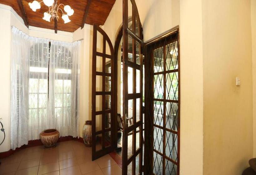 1-Bedroom Villa Garden View, Tree Breeze Inn
