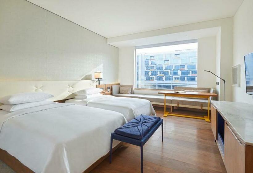 Номер Стандарт, Andaz Delhi, By Hyatt