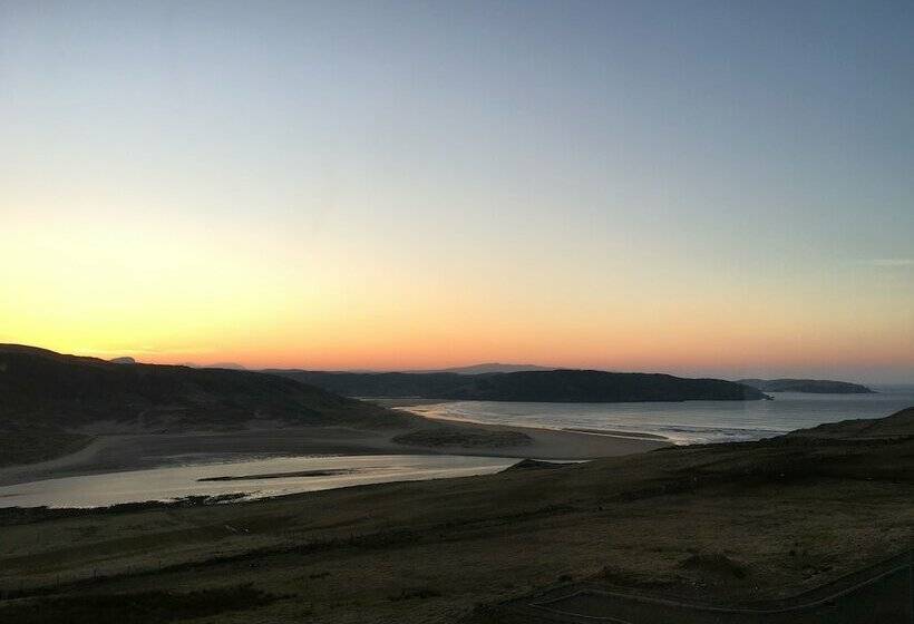 غرفة قياسية مطلّة علي البحر, Bettyhill