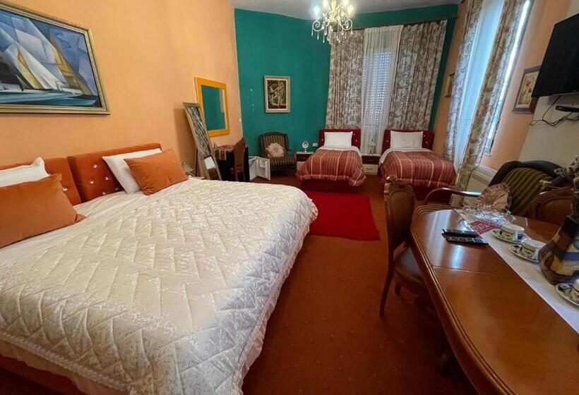 سوییت با چشمانداز باغ, Vila 15   Center