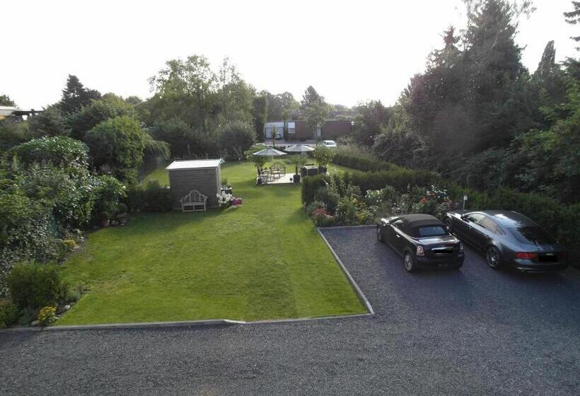 Номер Стандарт с Террасой, Bed & Breakfast Meerbusch