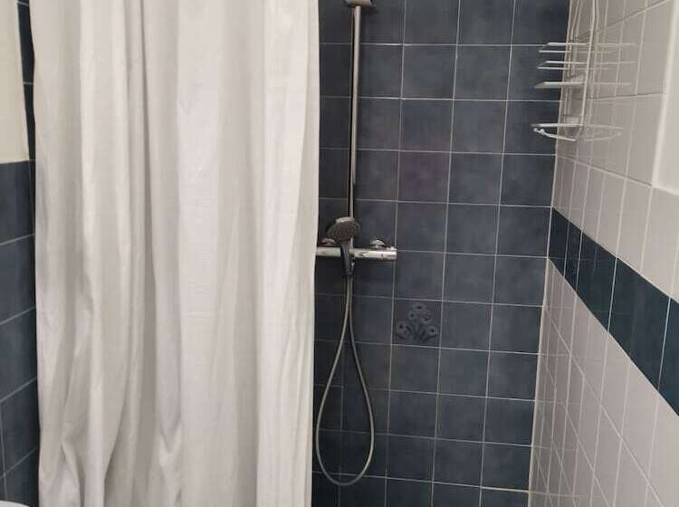 Четырехместный Номер Стандарт, Hôtel Punta E Mare Des Chambres Ou Des Appartements T2