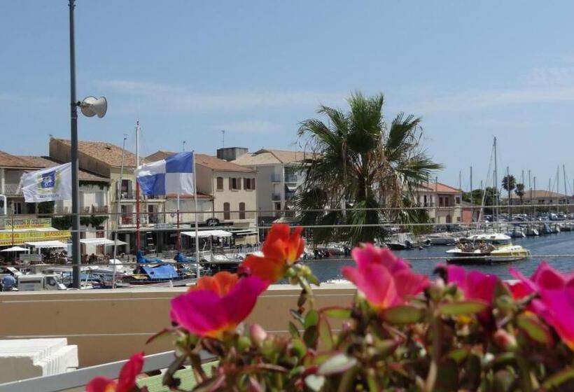 Апартаменты 1 Спальня с Террасой Вид на Море, Restaurant Du Port