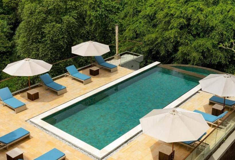 غرفة ديلوكس مطلة على حمام السباحة, Sthala, A Tribute Portfolio Hotel, Ubud Bali