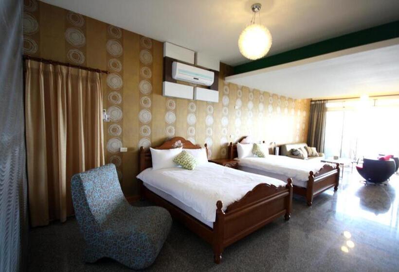 اتاق استاندارد چهار تخته با چشم‌انداز دریا, Spray House