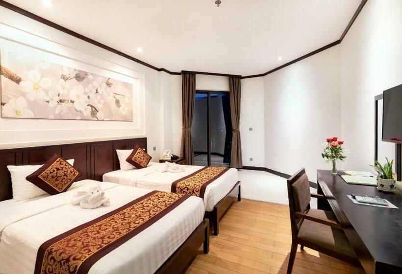 اتاق لوکس با چشم‌انداز دریا, Con Dao Resort