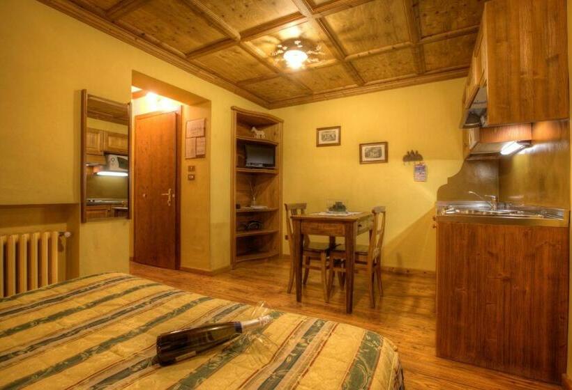 Студио Стандарт с Балконом, B&b Residence Checrouit