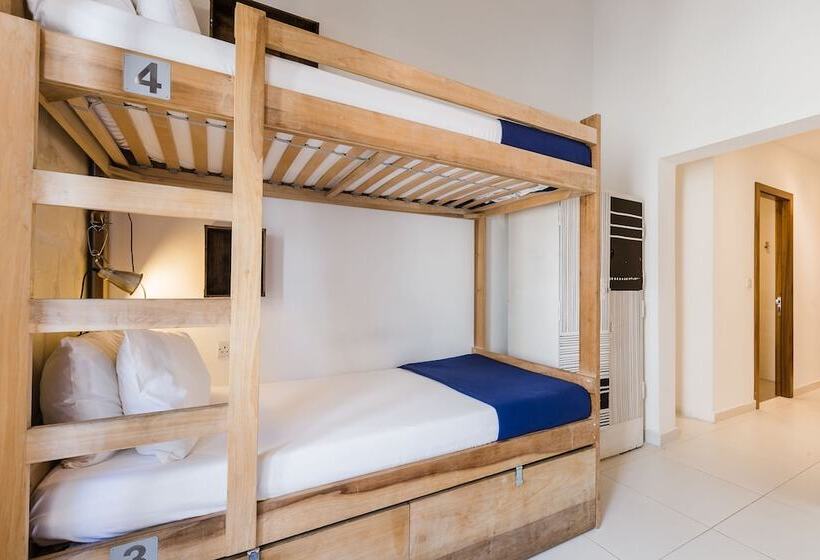 تختخواب در اتاق سوپریور مشترک, Two Pillows Boutique Hostel
