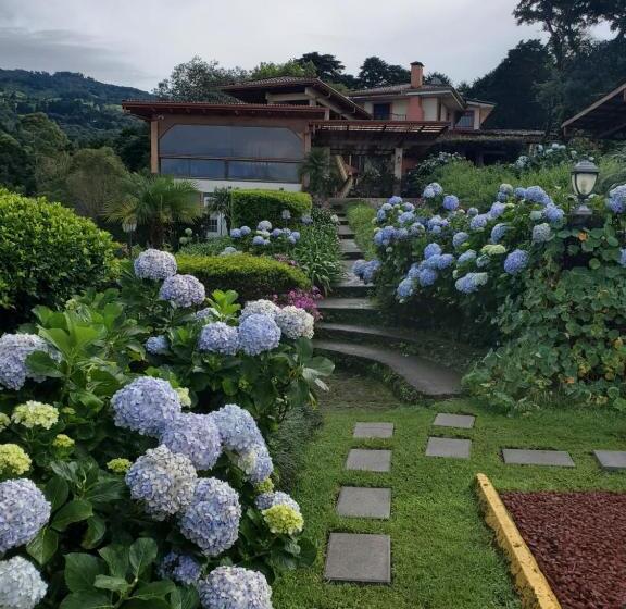 Люкс Повышенной Комфортности, Finca Paraiso Mountain Retreat Near San Jose Airport