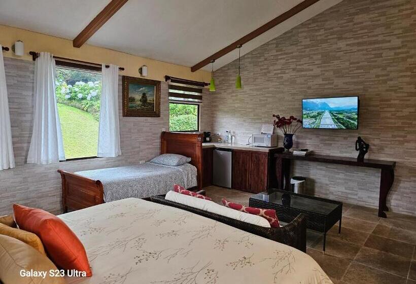Четырехместный Номер Deluxe, Finca Paraiso Mountain Retreat Near San Jose Airport