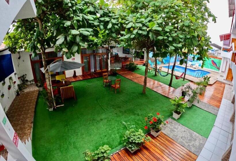 غرفة قياسية ثلاثية مطلة علي الحديقة, Galápagos Isabela Hotel Loja