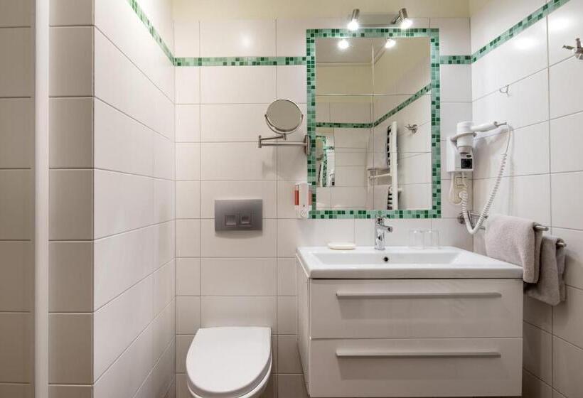 Номер Стандарт, Gasthof Zur Krone