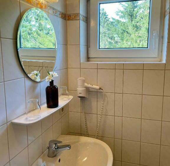Номер Стандарт, Landhotel Zur Linde