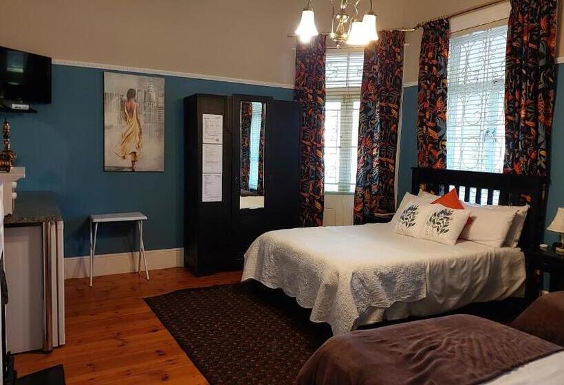 Семейный Номер Вид на Сад, The 3 Chimneys Guest House