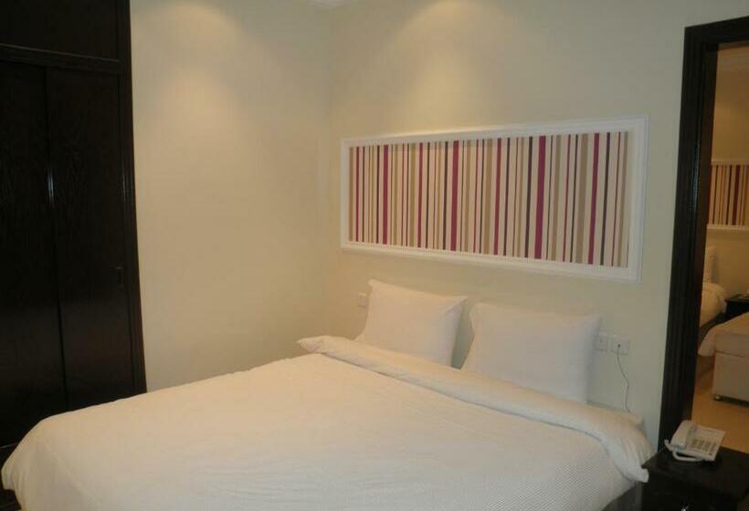 استودیوی استاندارد, Marina Royal Hotel Suites