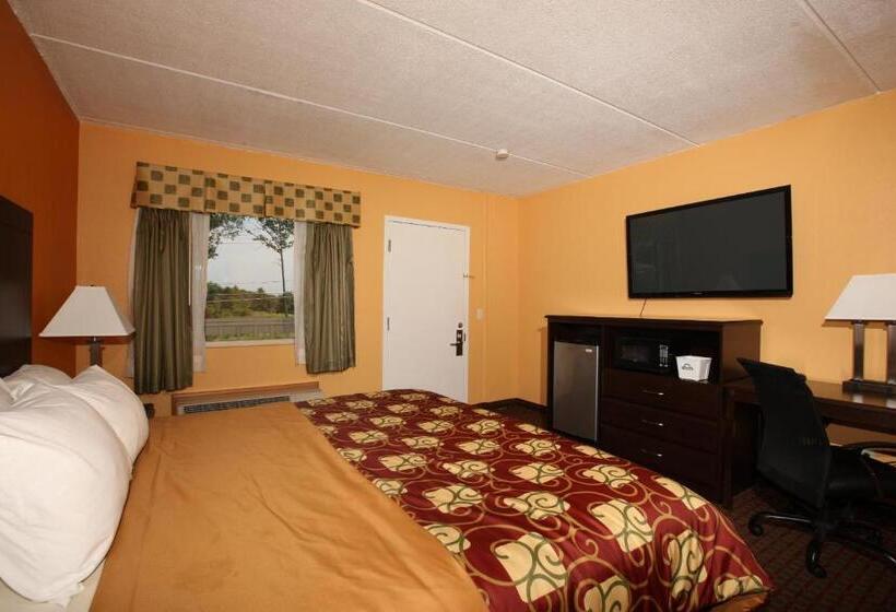 Номер Deluxe, Blue Sky Inn Glens Falls Saratoga Lake George