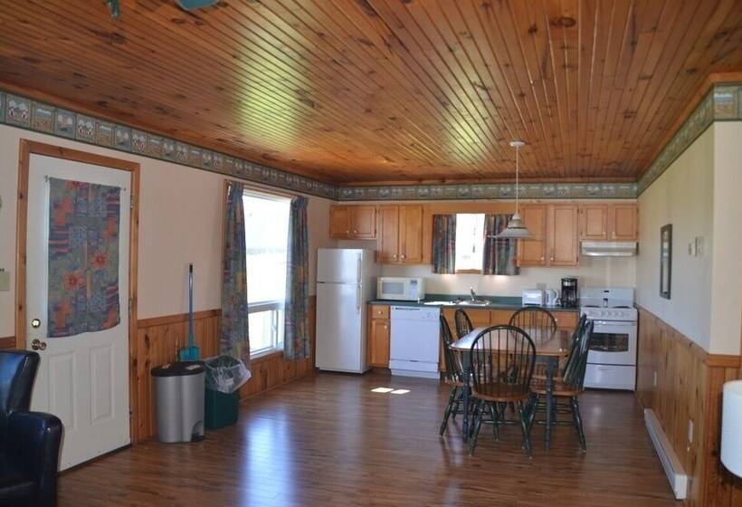 Дом 2 Спальни, Sundance Cottages