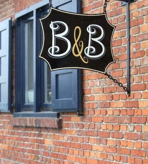 חדר סטנדרט, B&b Back2front