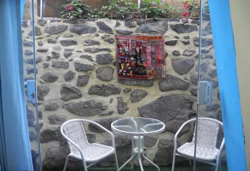 Single Room with Terrace, Ccapac Inka Ollanta