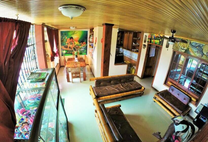 Семейный Номер, Hostal La Esperanza