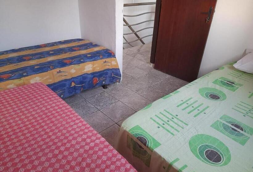 غرفة قياسية ثلاثية, Nata Hospeda Miquarto