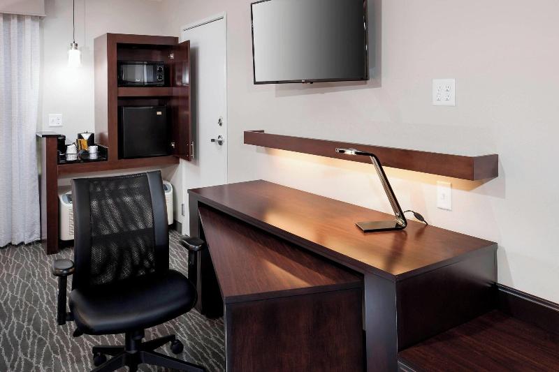 带大床的标准间, Courtyard By Marriott Dallas Plano/richardson