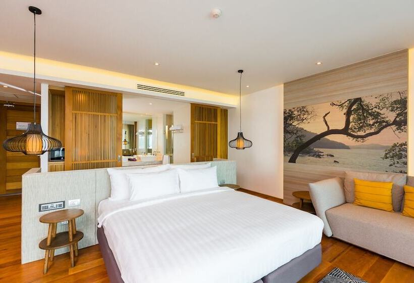 전용 풀장 스위트, Wyndham Grand Phuket Kalim Bay