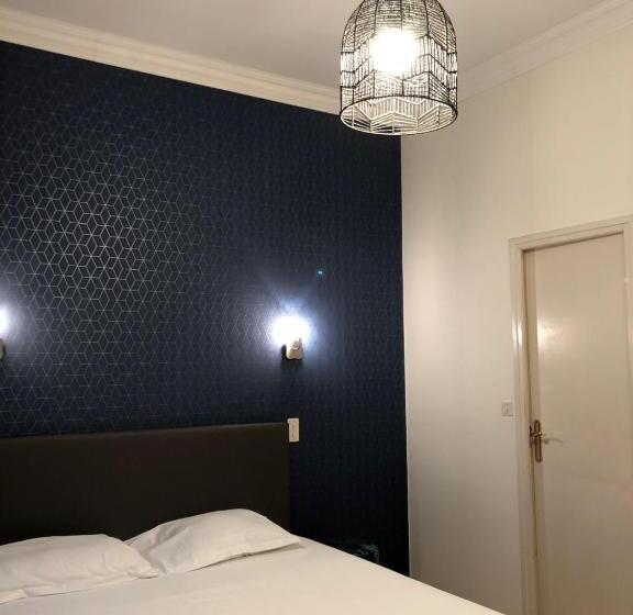 Номер Стандарт, Hôtel Emilie