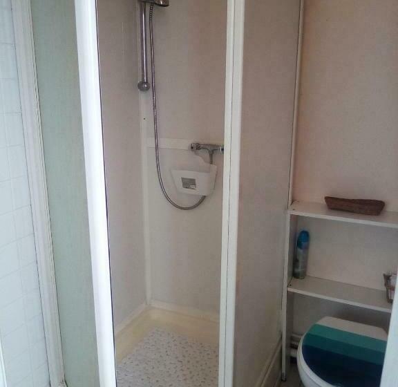 Семейный Номер, Lenard Charles Bed & Breakfast