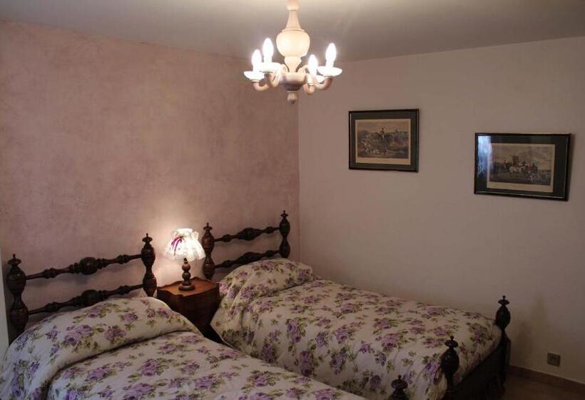 اتاق استاندارد, Le Relais De La Tour
